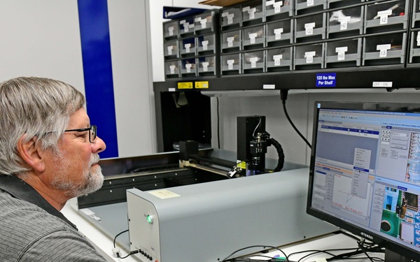 402 EMXG: Maintaining ‘nerve center of a modern aircraft’