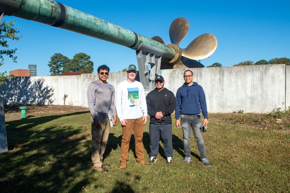 USS John C. Stennis Sailors Volunteer at The Mariners’ Museum and Park