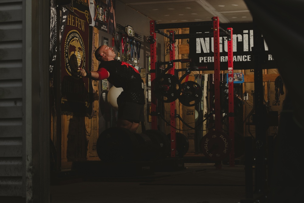 Enduring Atlas – SSgt Geoff Laney’s Intense Preparation and All-Out Performance at the 2024 Strongman Corporation National Championships