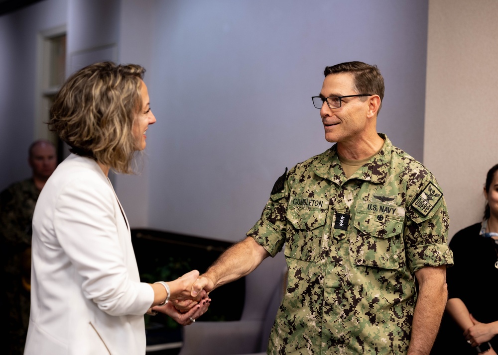 Commander, U.S. Fleet Forces Command Visits MSC