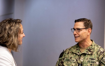 Commander, U.S. Fleet Forces Command Visits MSC