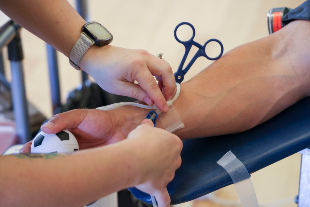 Beale AFB Airmen donate blood