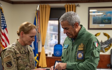 Italian Air Force Education and Training Command/3rd Air Region commander visits Sheppard AFB