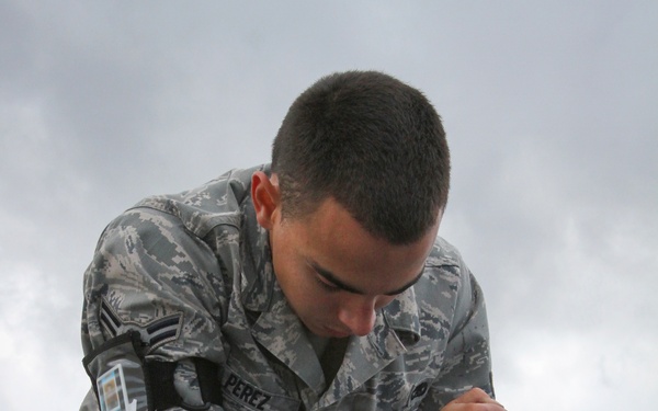 F-16 maintenance