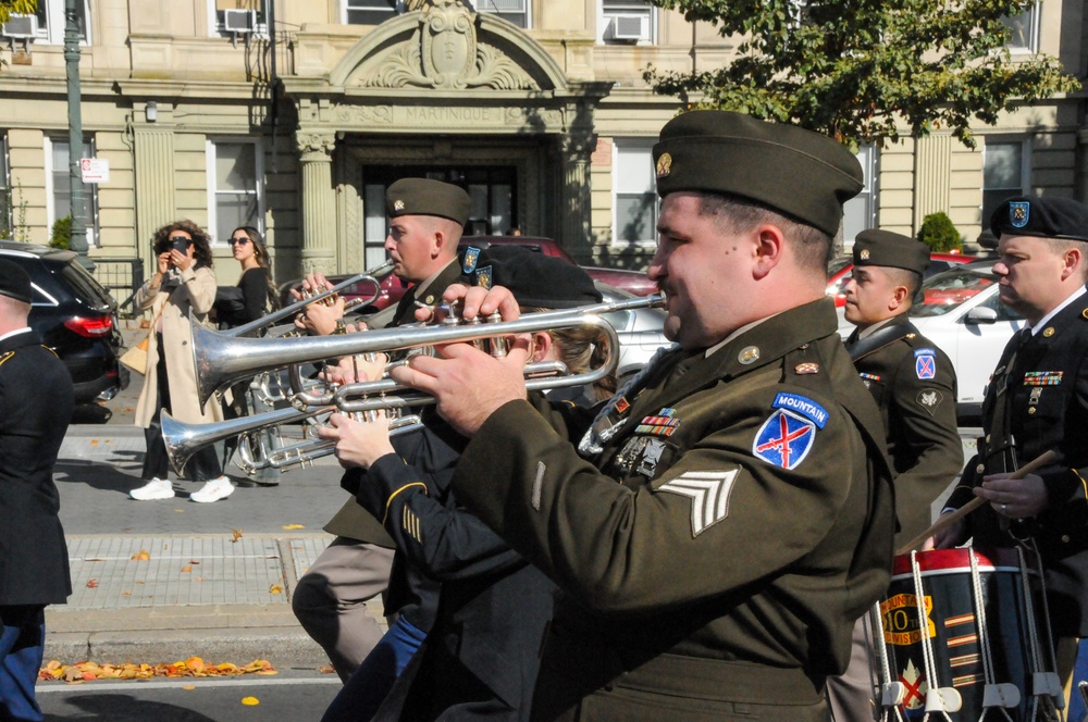 Army Reserve leaders march for Kings County veterans