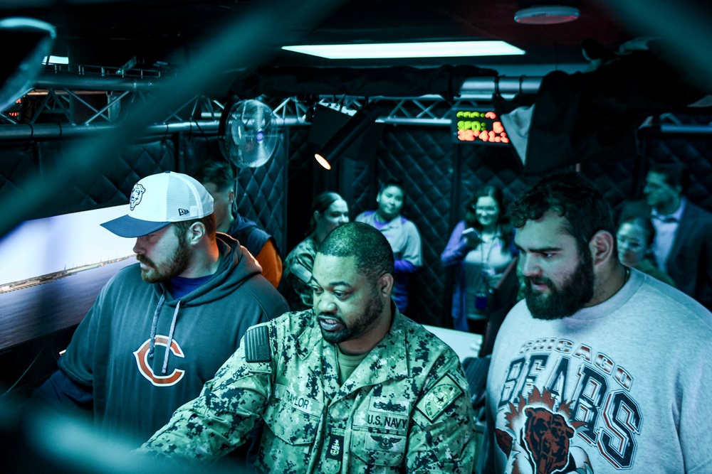 Chicago Bears Players Visit NSGL