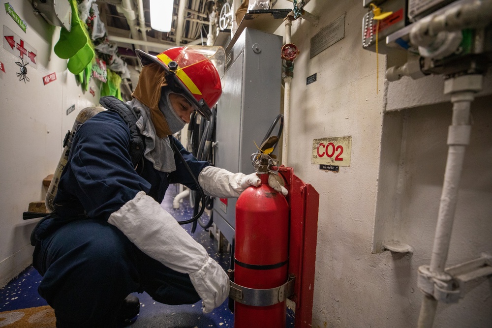 DCCT Drill Aboard the USS Cole