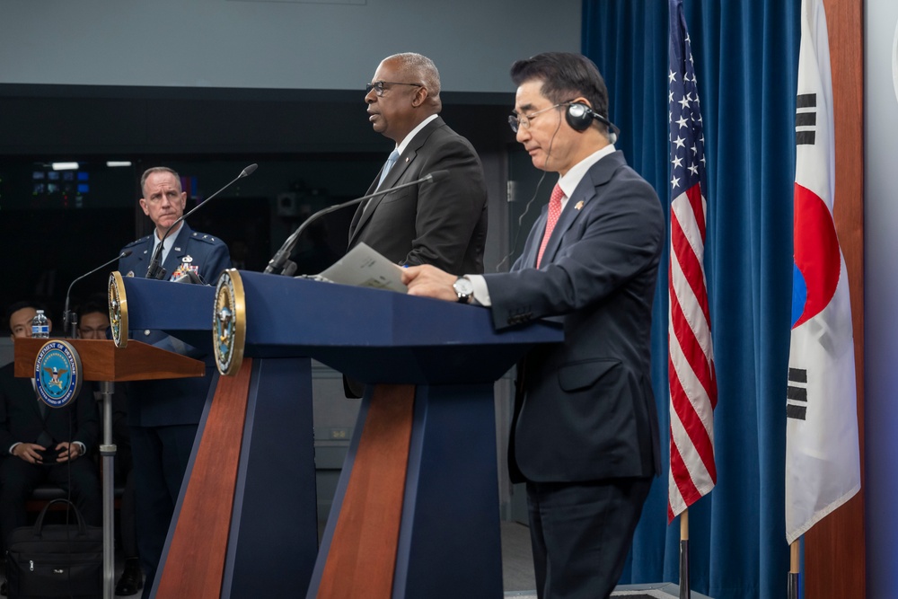 SD, South Korean MoD Conduct Joint Pentagon Press Briefing