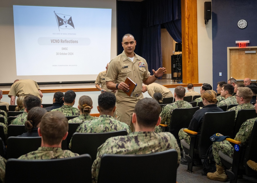 VCNO Visits Student, Navy Leadership in Newport 