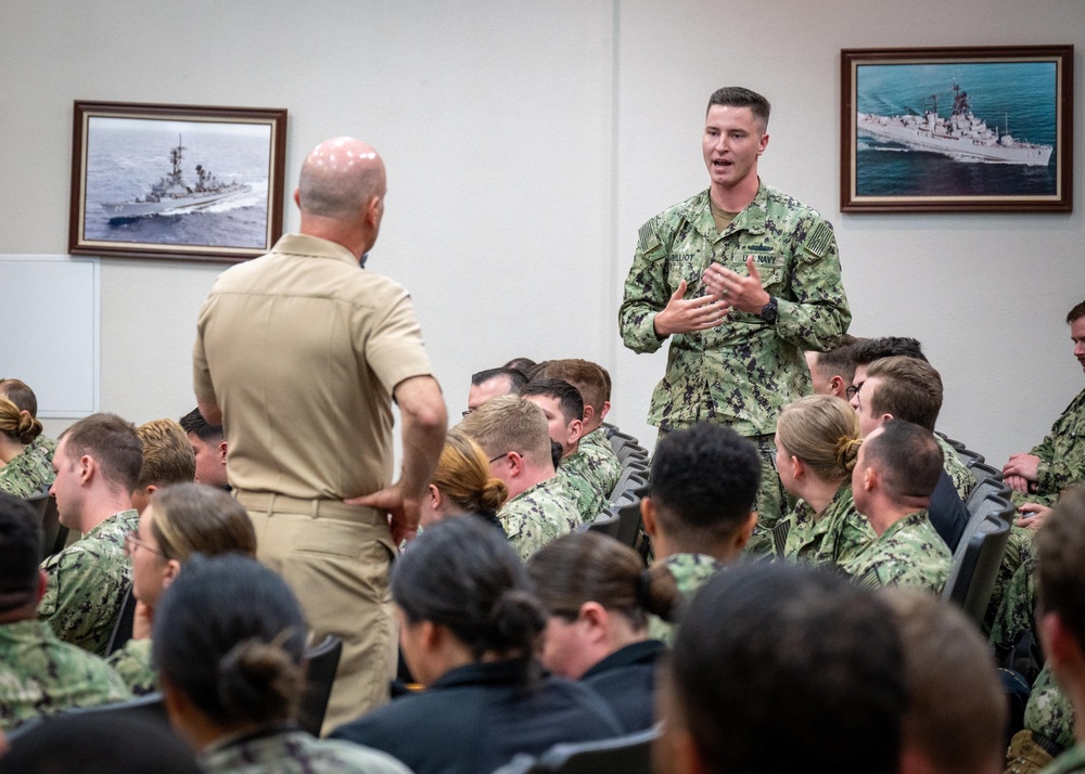 VCNO Visits Student, Navy Leadership in Newport