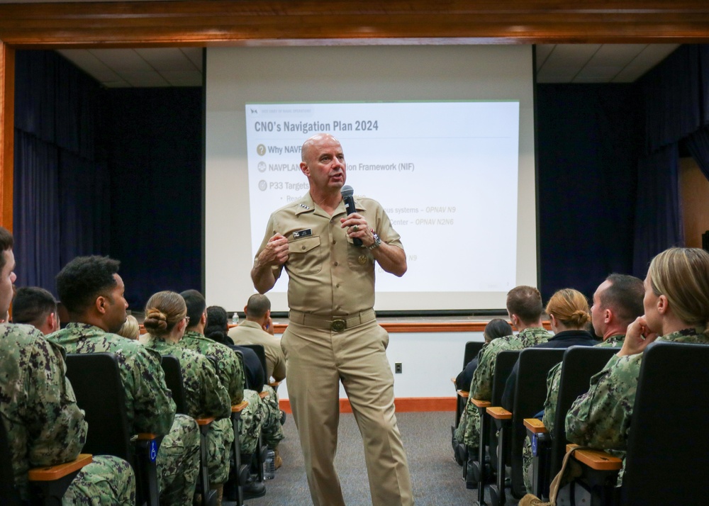 VCNO Visits Student, Navy Leadership in Newport