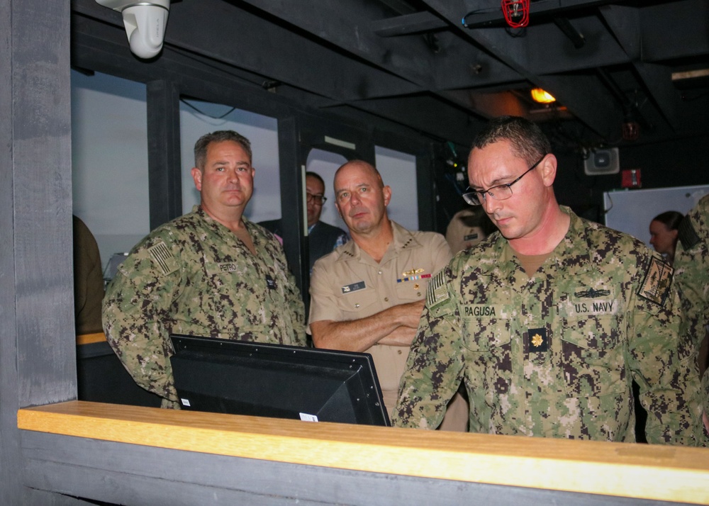 VCNO Visits Student, Navy Leadership in Newport