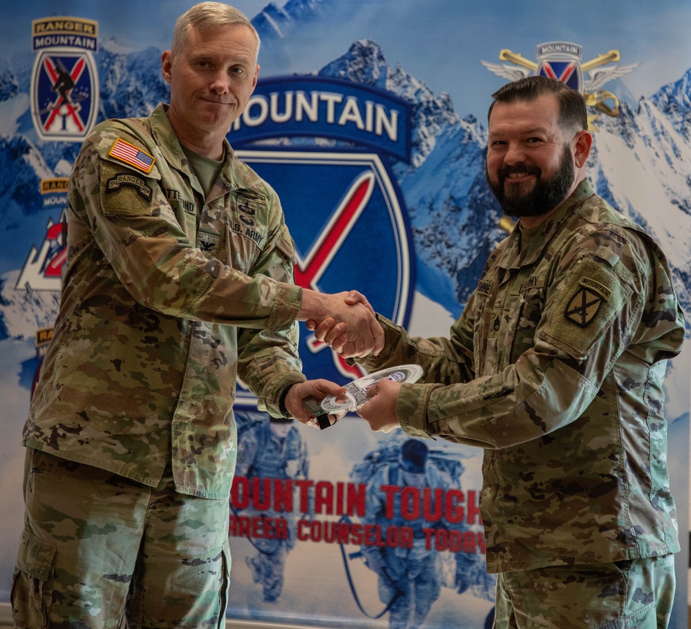 10th Mountain Division Retention Award Ceremony