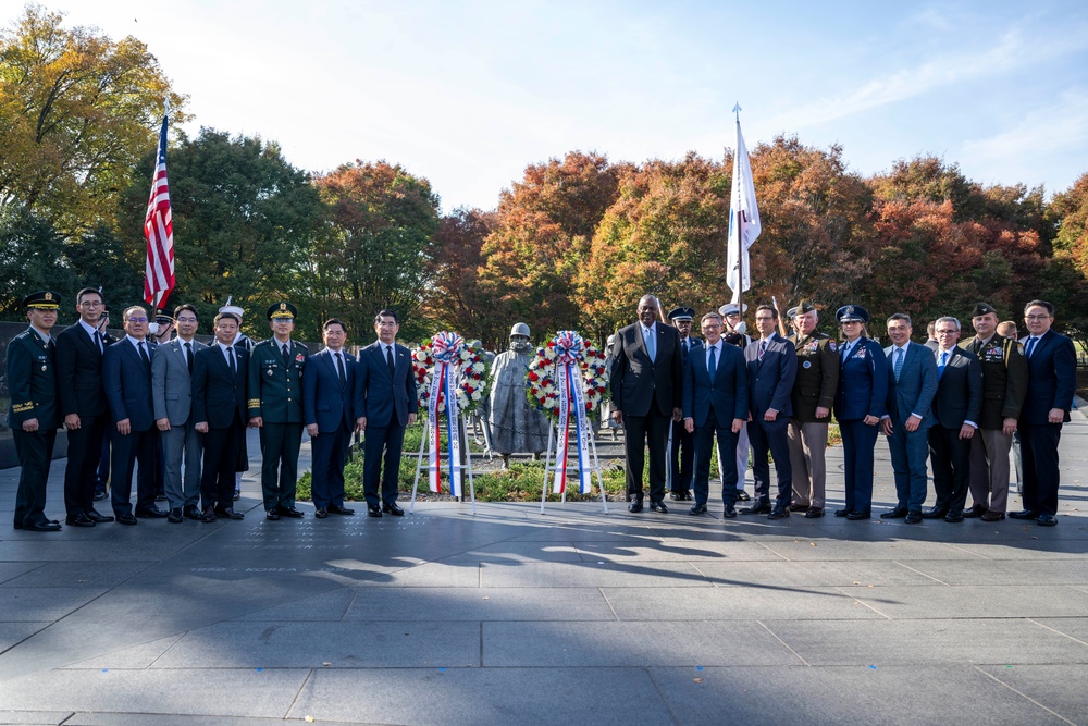 SD, ROK MoD Participate in Wreath-Laying Ceremony at Korean War Veterans