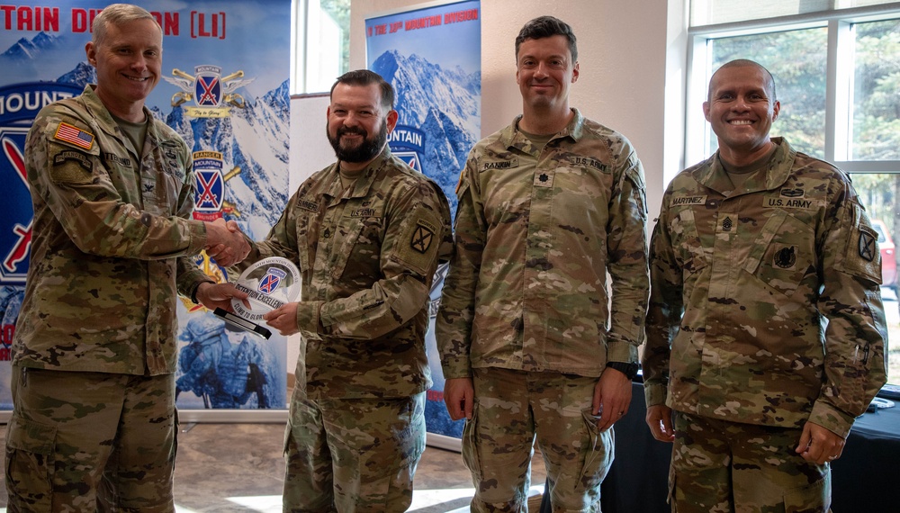 10th Mountain Division Retention Award Ceremony