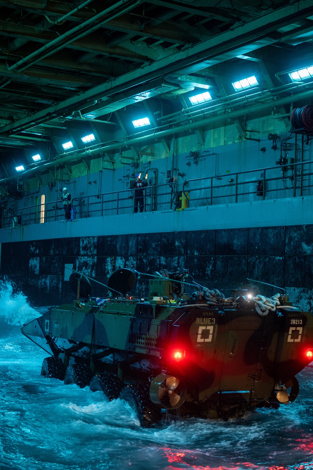 Low light ACV Operations aboard USS Somerset