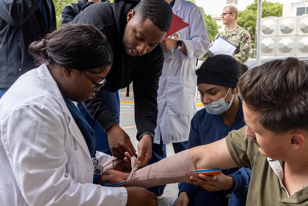 USNMRTC Yokosuka Conducts Mass Casualty Drill