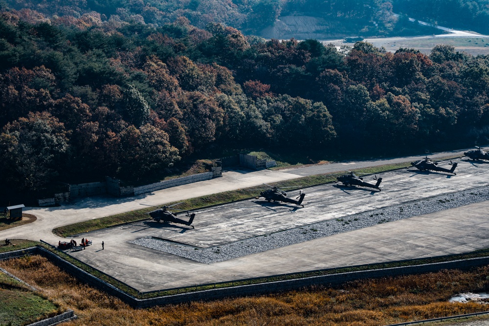 ROKA 901st Aviation Command and 517th Aviation Cavalry Squadron combined ‘Apache’ gunnery