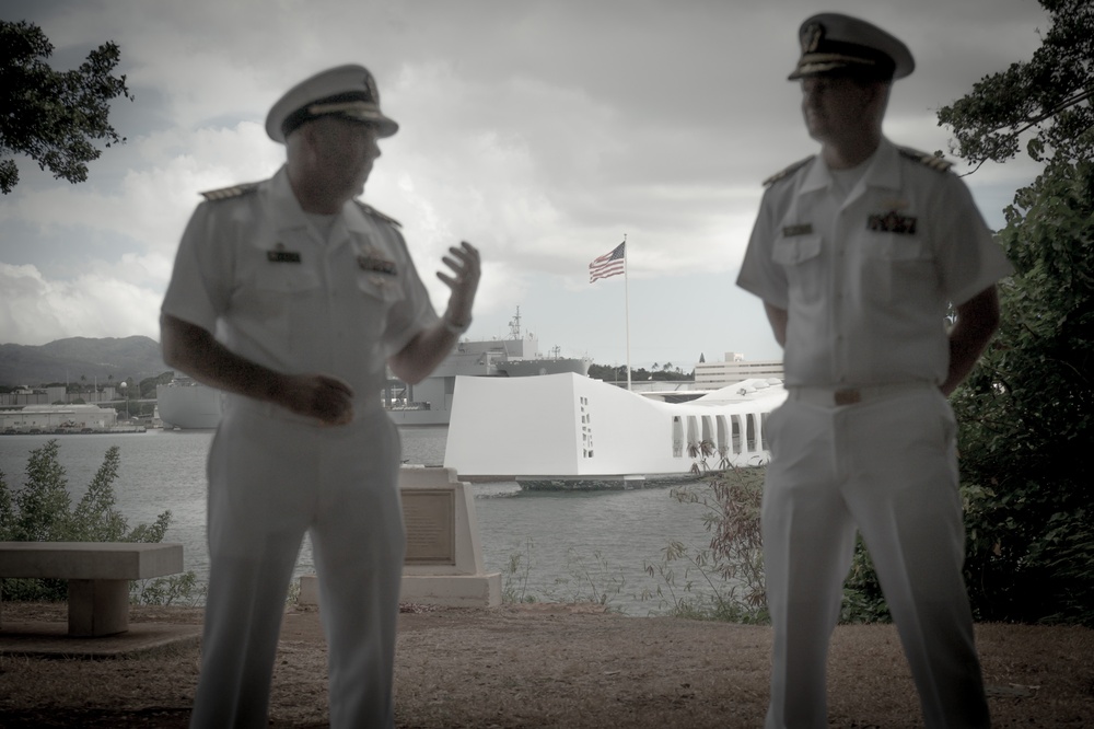 NAVFAC Hawaii Executive Officer promoted to Captain