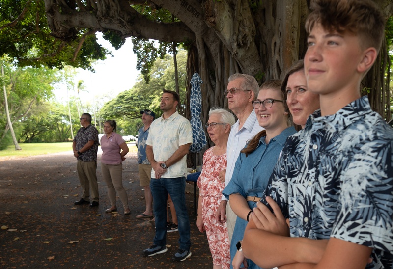 NAVFAC Hawaii Executive Officer promoted to Captain