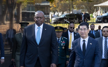 Secretary of Defense Lloyd J Austin III and Minister of National Defense Kim Yong Hyun Wreath Laying Ceremony