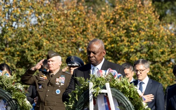 Secretary of Defense Lloyd J Austin III and Minister of National Defense Kim Yong Hyun Wreath Laying Ceremony