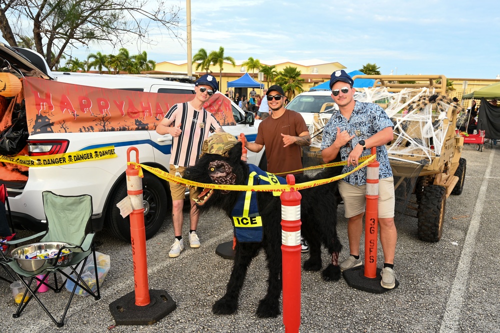 Andersen hosts Spooktacular Trunk-or-Treat