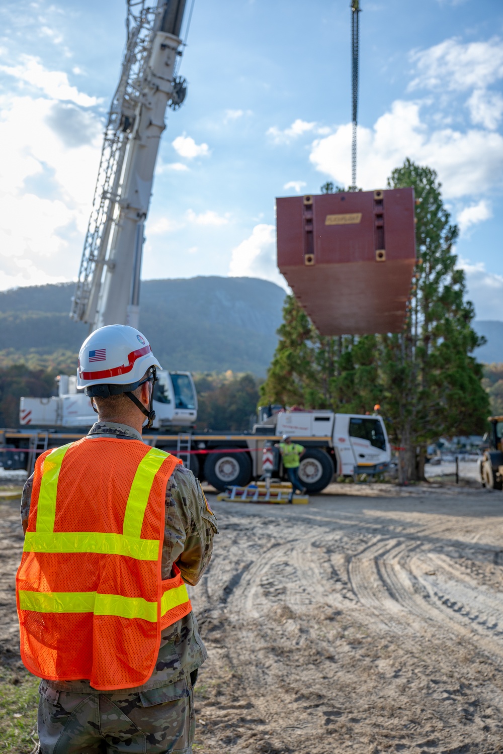 Crews construct floating platform for Lake Lure debris removal
