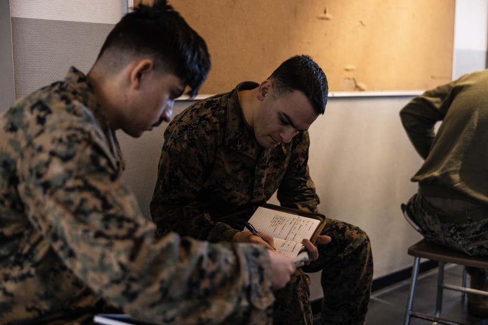 U.S. Marines Conduct Field Expedient Communications Training