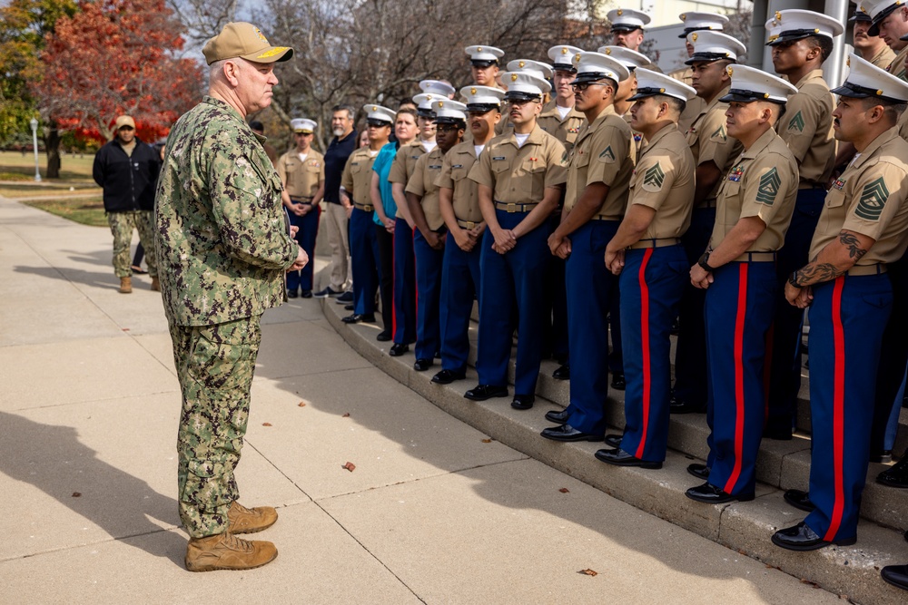 Vice Chairman of the Joint Chiefs of Staff visits 9th Marine Corps District Headquarters