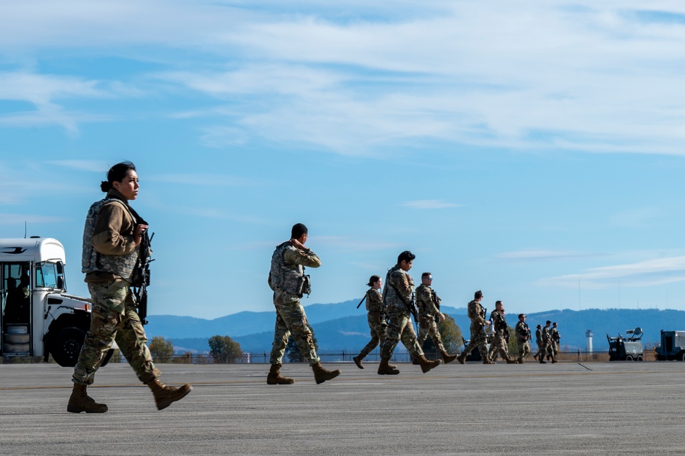 Fairchild AFB demonstrates strategic deterrence during exercise Mobility Response 25