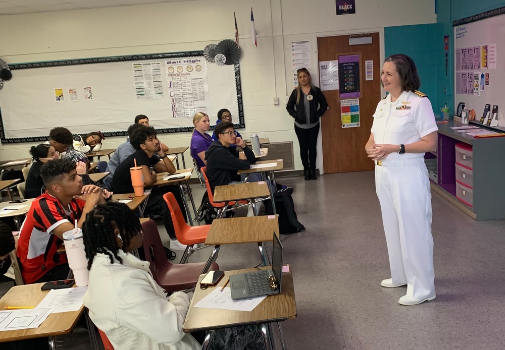 Navy Reserve Center Houston Sailors Visit Galveston Schools