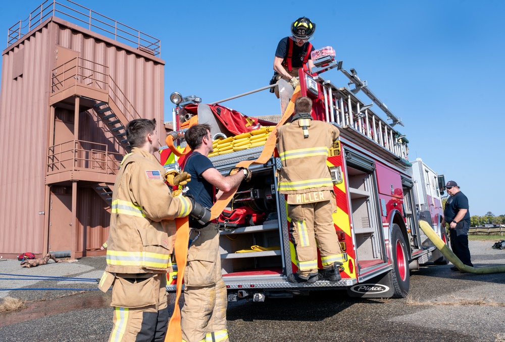 633d Civil Engineering Squadron trains with Poquoson Fire &amp; Rescue