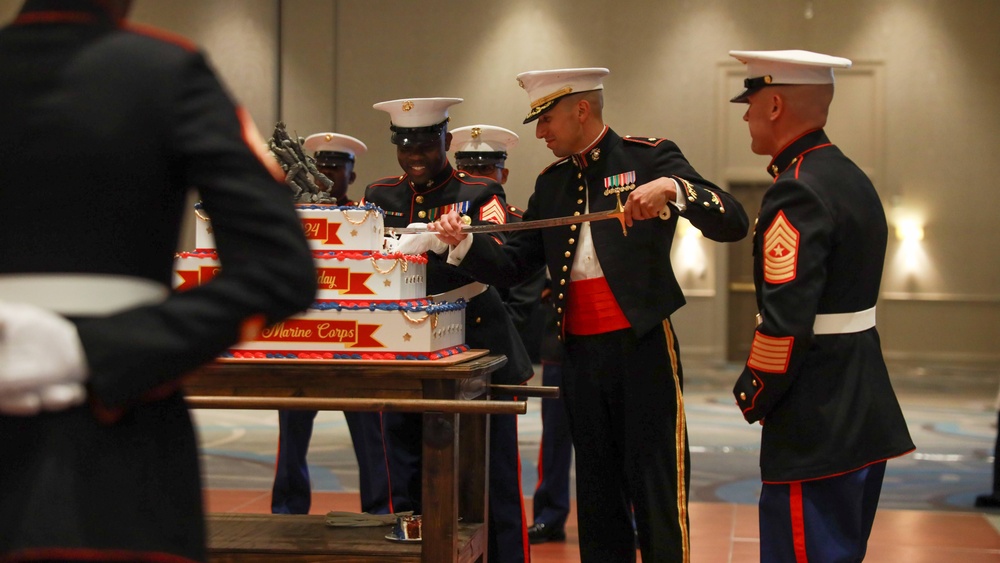 Recruiting Station Atlanta Cake Cutting Ceremony