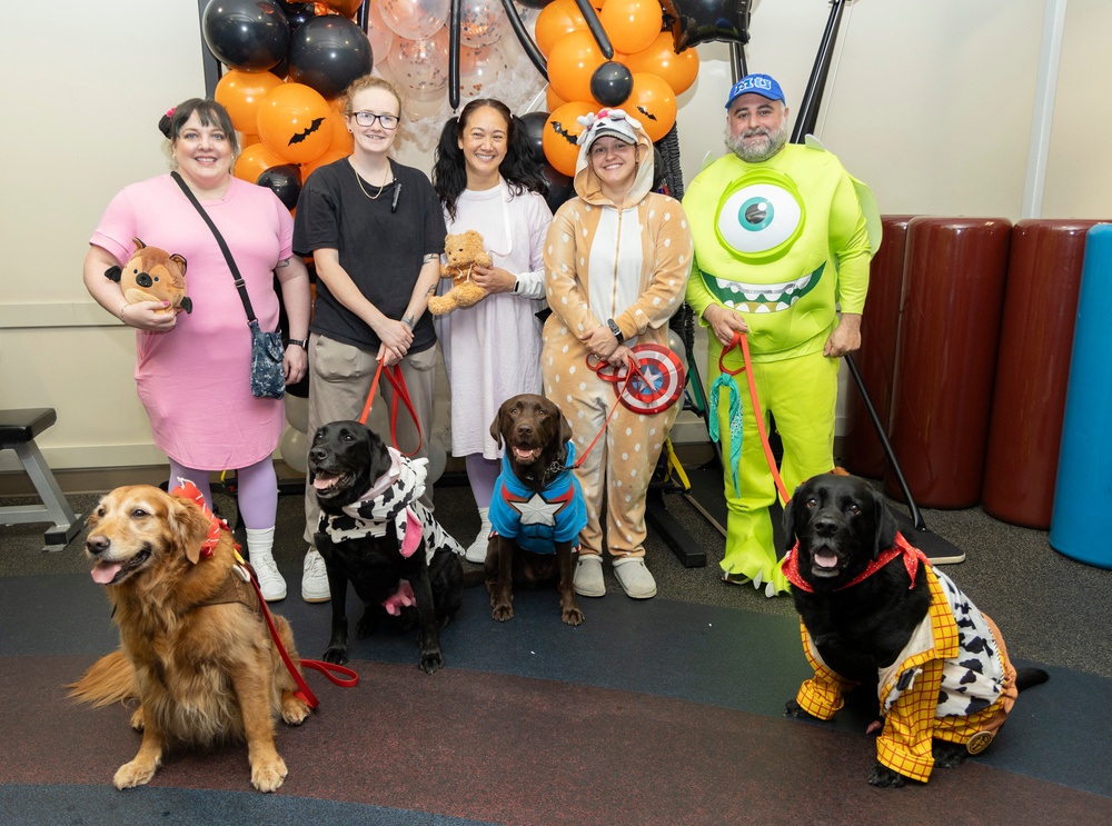 Walter Reed Facility Dogs Celebrate Halloween