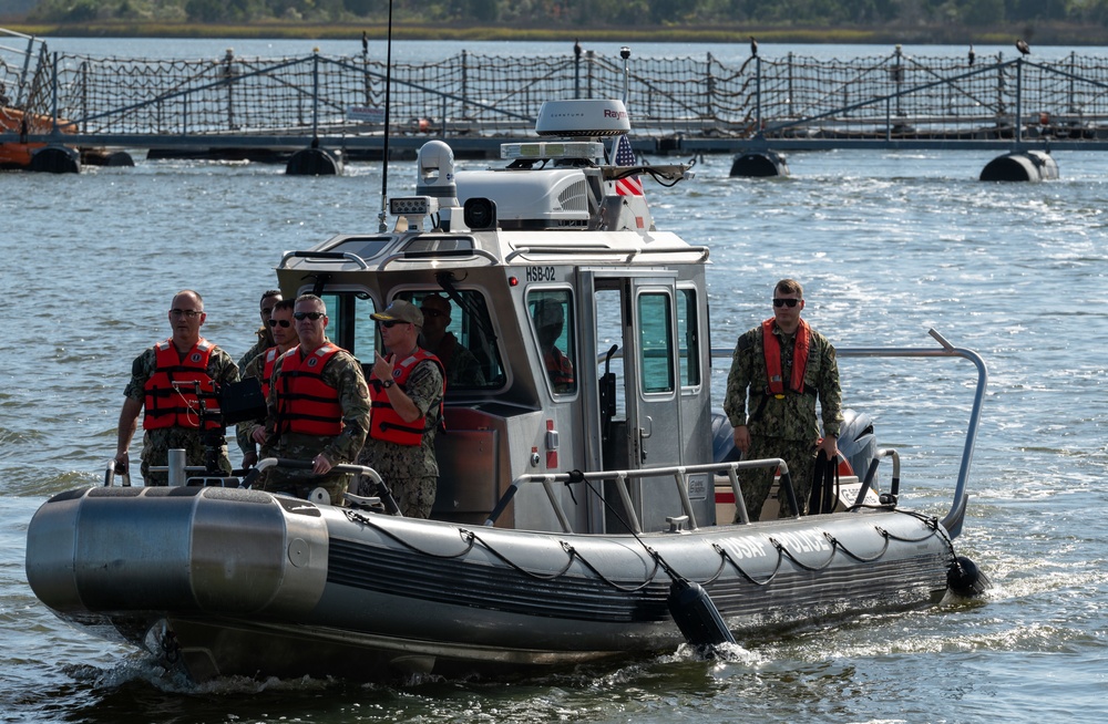 Team Charleston Showcases Joint Readiness and Initiatives During Expeditionary Center Command Team Visit