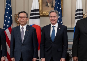 SECDEF Attends US/ROK Foreign and Defense Ministerial (2+2) Meetings