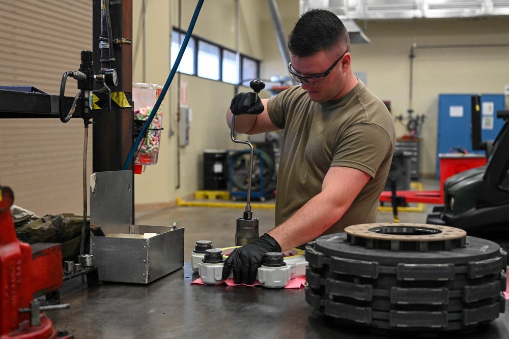 Rebuilding carbon brakes