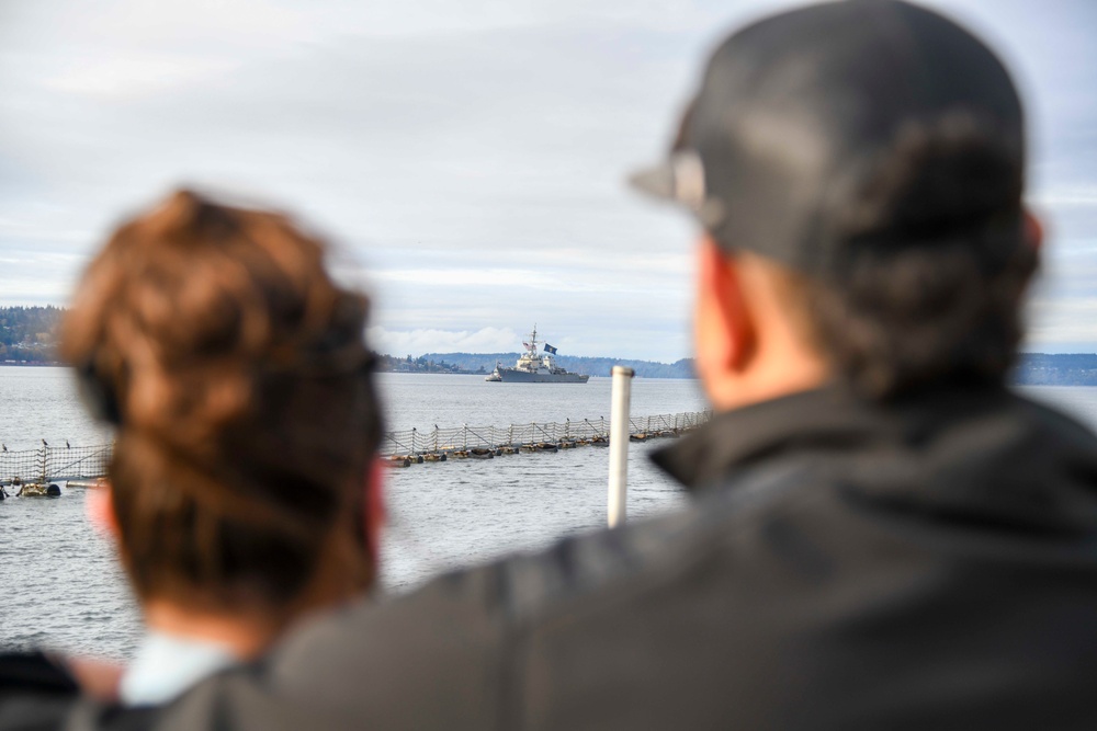 USS McCain Homecoming