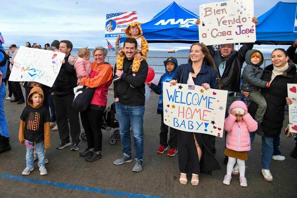 USS McCain Homecoming