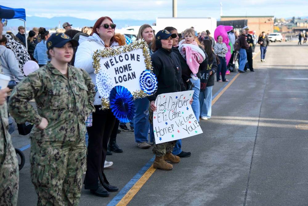 USS McCain Homecoming