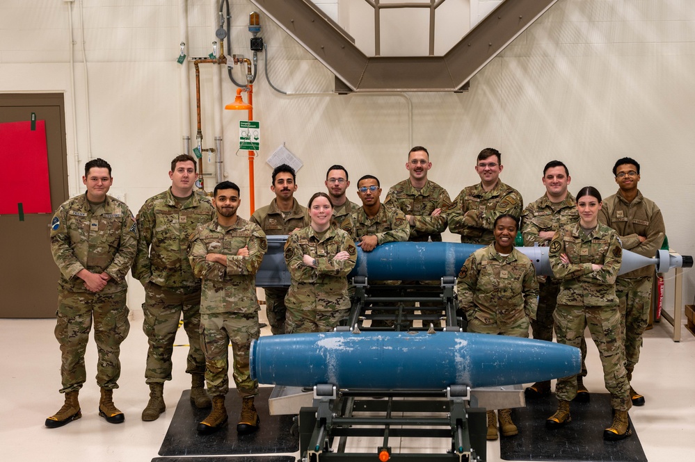 354th Munitions Squadron Arms ALS Class 25-1 with Tactical Assembly Demonstration