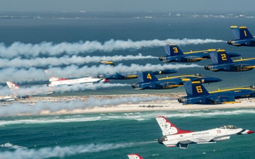 Thunderbirds and Blue Angels fly over Pensacola