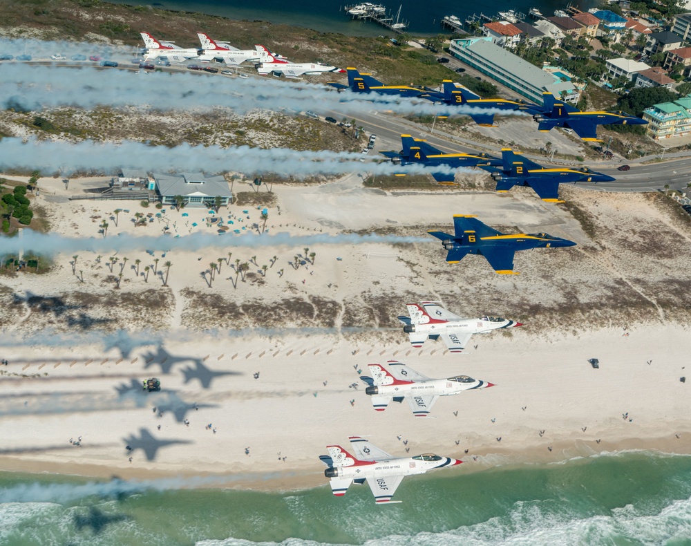 Thunderbirds and Blue Angels fly over Pensacola