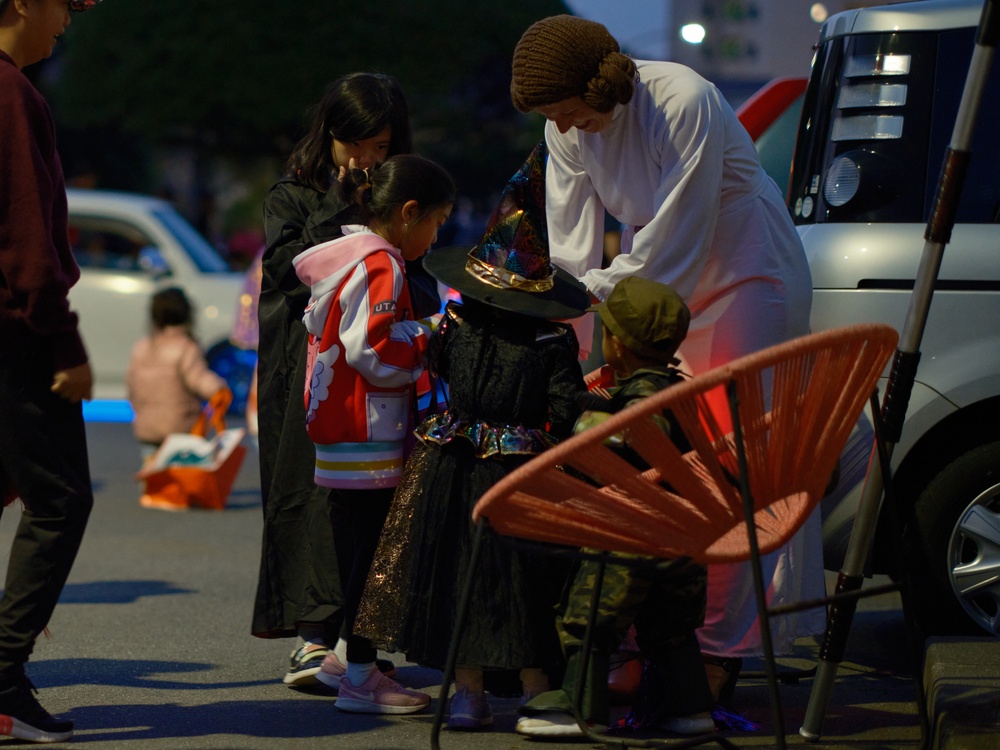 CFAY Hosts Trick-or-Treating