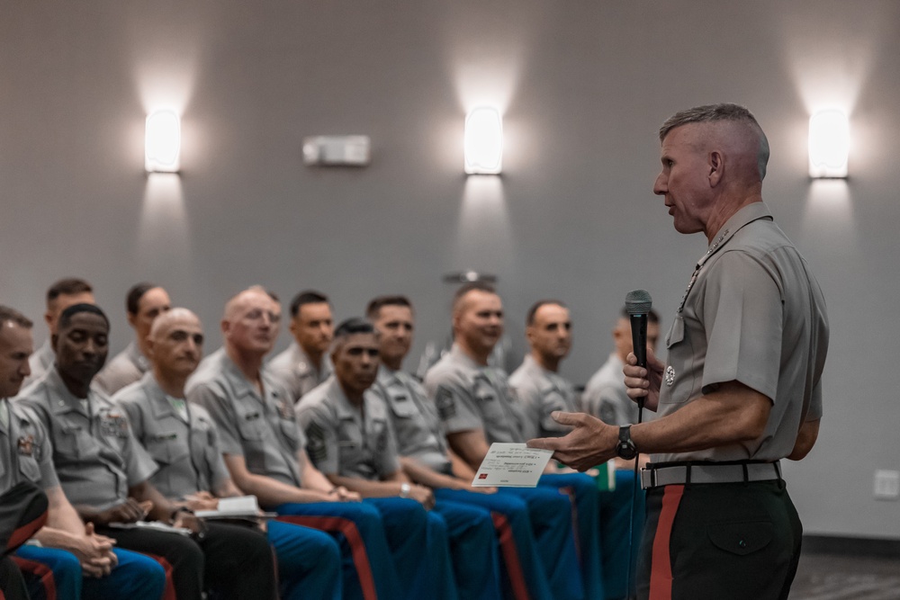 Commandant, Gen. Smith, Awards Top Performing RSs