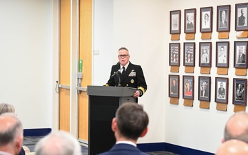 Naval Intelligence Inducts Engineering Pioneer onto Wall of Honor