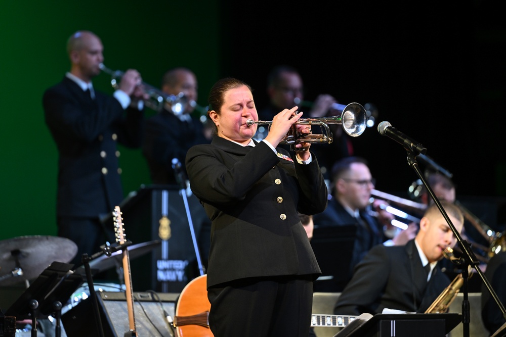 U.S. Navy Band Commodores perform school concert in West Hartford