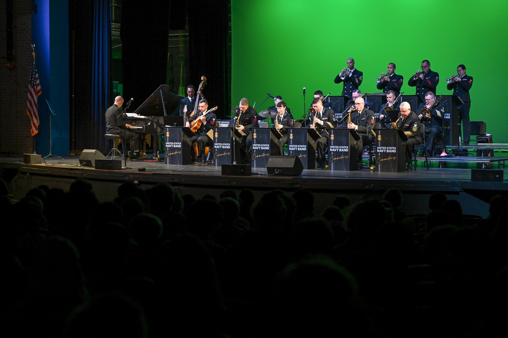 U.S. Navy Band Commodores perform school concert in West Hartford