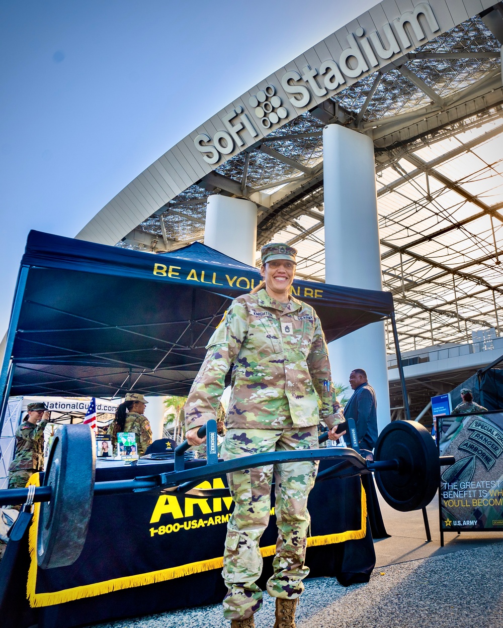 Army Recruiters at L.A. Total Army Career Fair